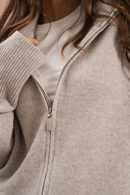 Lambswool Set: Zip-Up Cardigan and Trousers — zipper detail — SHEVCHENKO