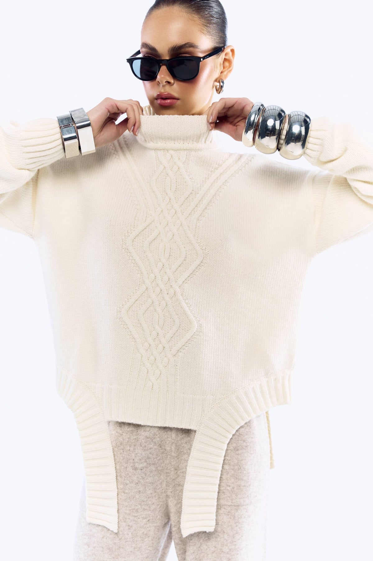 Sweater with Accent Hem — look — SHEVCHENKO