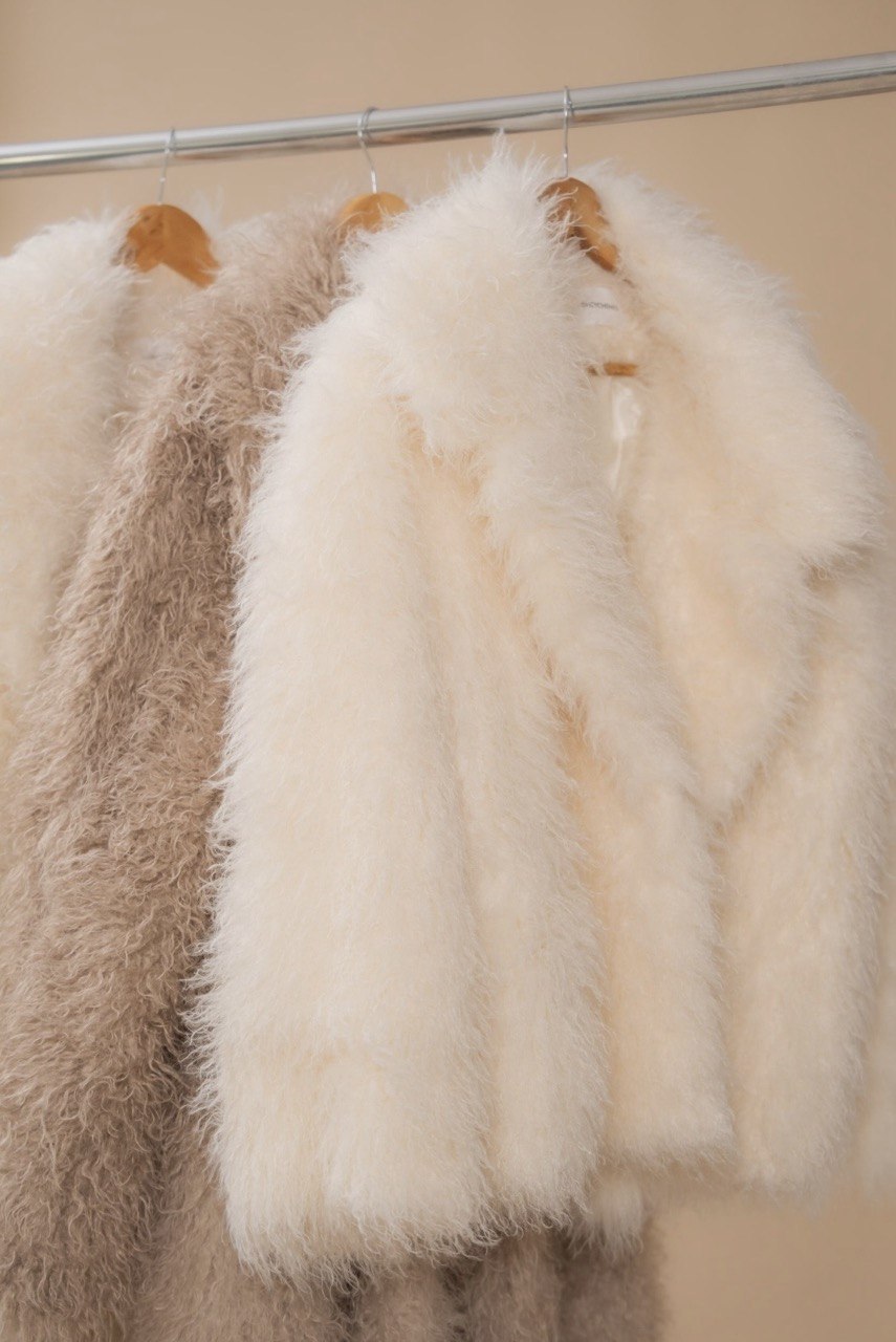 Faux Fur Coat, Short, Milky — всі кольори — SHEVCHENKO