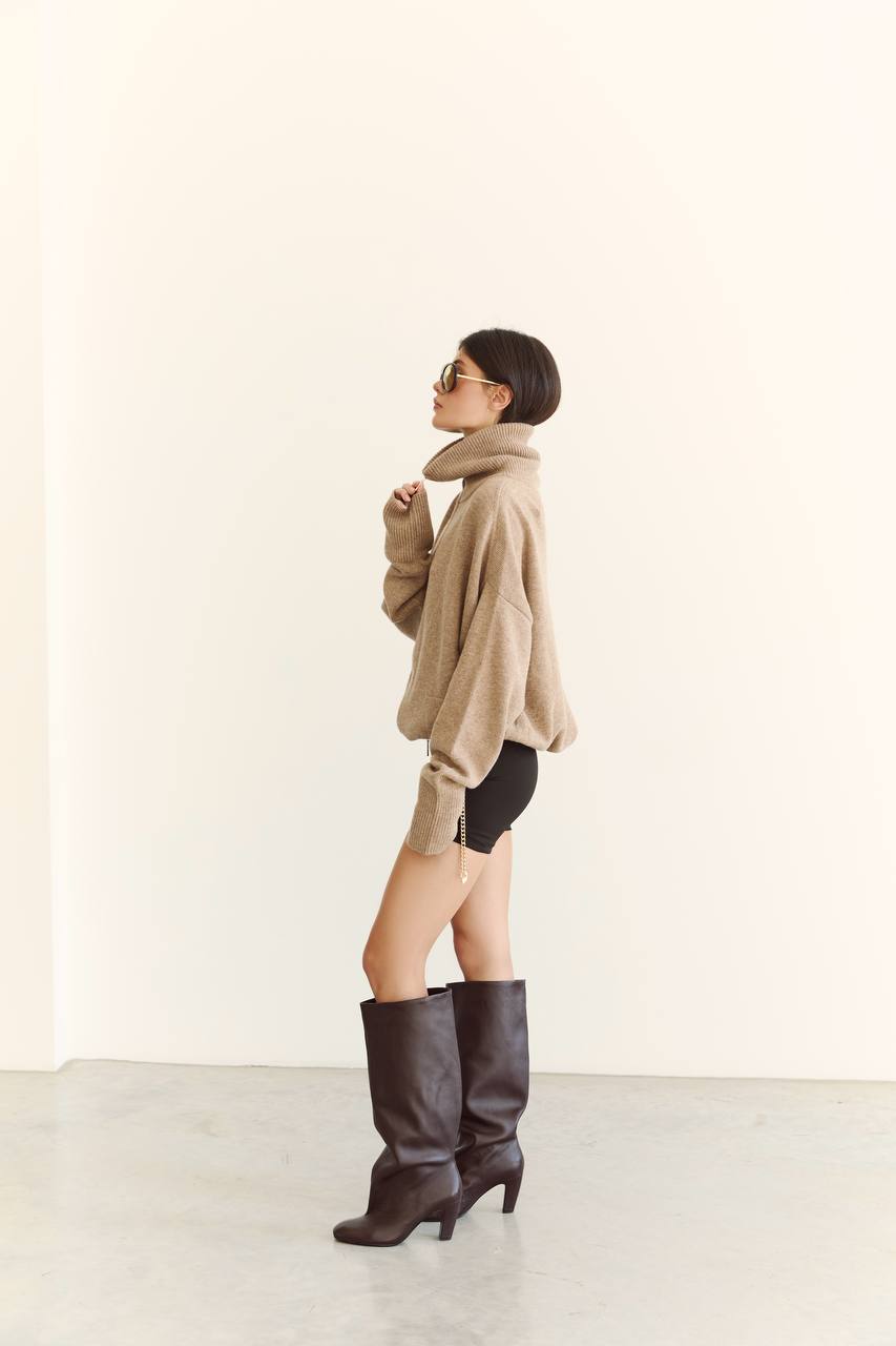 Zip-Up Lambswool Cardigan, Beige — lifestyle — SHEVCHENKO